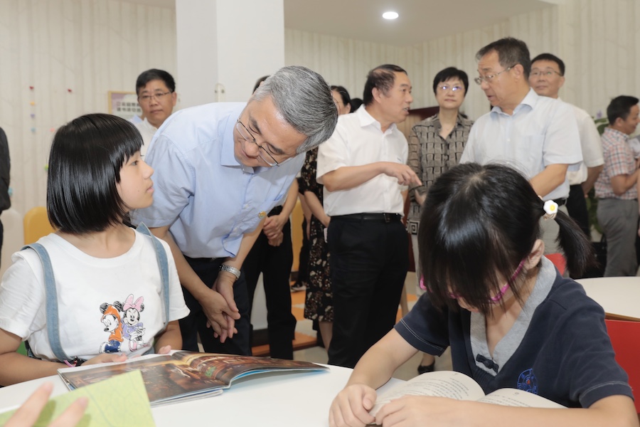 全国人大常委会执法检查组莅临lQY球友会幸福院调研